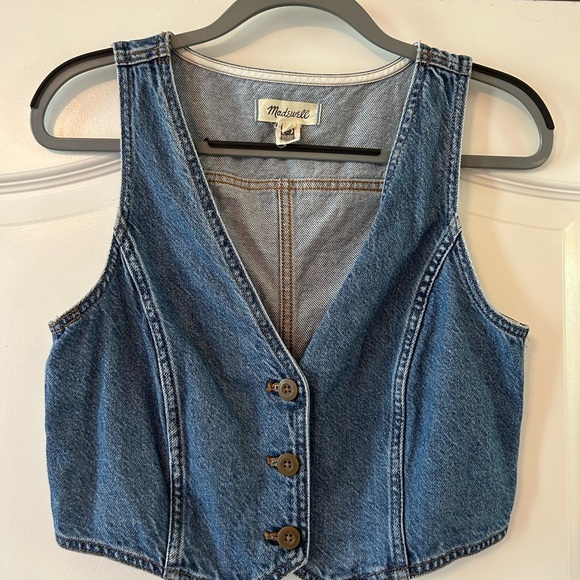 Women's Madewell Denim Vest - Picture 2 of 3